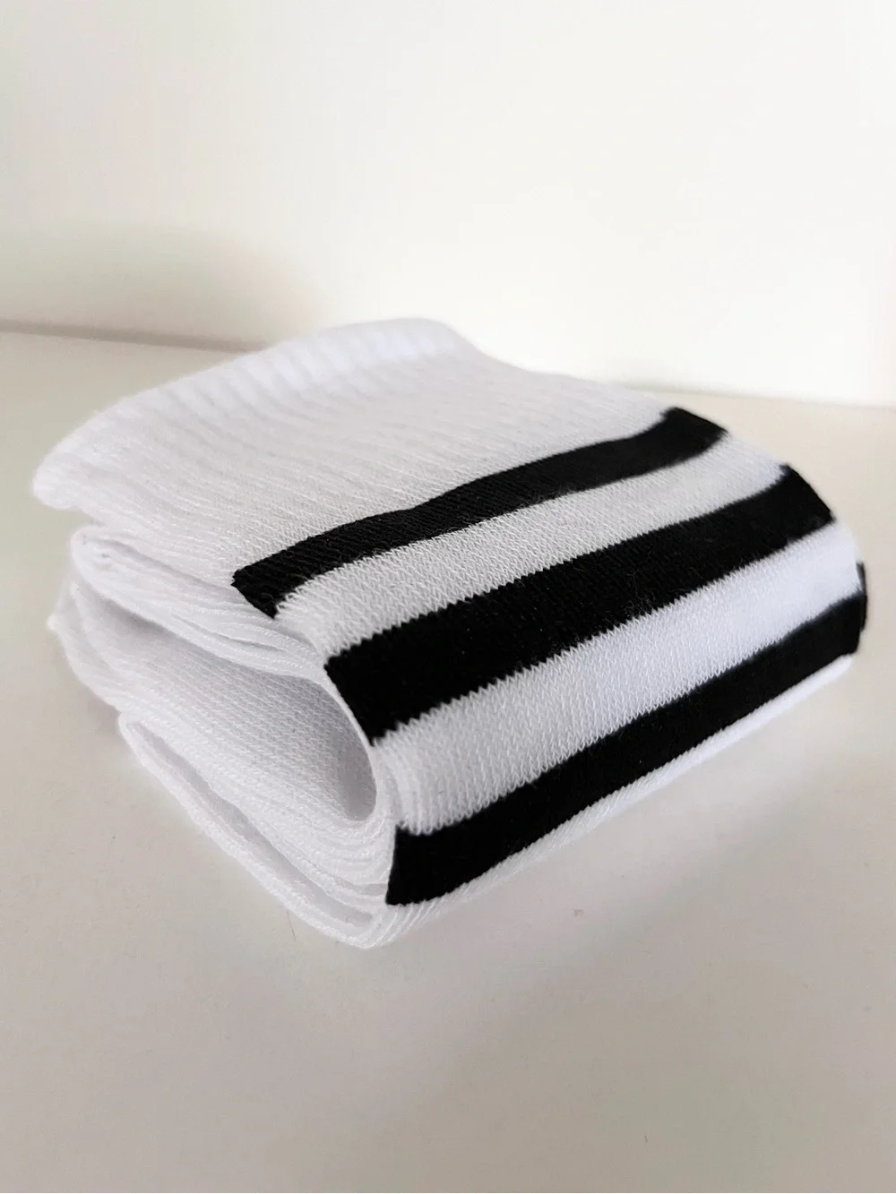 NWOT Long knee high socks